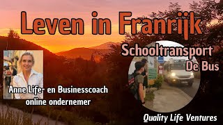 Leven in Franrijk  schooltransport  de bus [upl. by Netsrak]