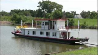 Butch Williams Builds A Paddlewheel Boat [upl. by Stila]