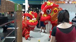 lion dance at whampoa drive market [upl. by Lorelle]