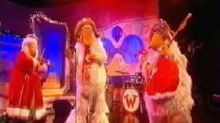 Wombles  Wombling Merry Christmas Loose Women 2011 [upl. by Alimrahs]