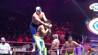 Atlantis Jr tras la máscara de Soberano Jr y Último Guerrero con la de Místico [upl. by Otes]