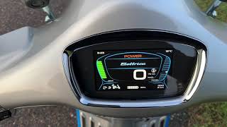 Vespa Elettrica acceleratie van 0 tot 48 kmu [upl. by Damalas]