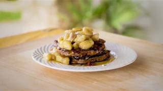 Pancake alla banana la ricetta light [upl. by Zerdna]