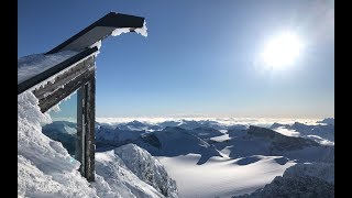 Visit Jotunheimen Topptur på ski til Galdhøpiggen 2496 moh [upl. by Aneger]