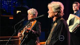 Joan Baez amp Kris Kristofferson  20111107  The Late show with David Lettermanmpg [upl. by Warila]