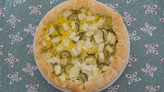 Torta salata con zucchine e feta vegetariano  ricetta facile e veloce con pasta sfoglia [upl. by Sille616]