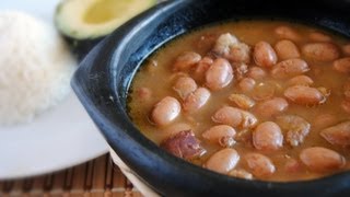 COLOMBIAN BEANS WITH PEZUÑA HAM HOCKS  How To Make Colombian Beans  SyS [upl. by Chem720]