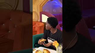 Benji skennelle moi vs avez mes égaux au resto [upl. by Imeka950]