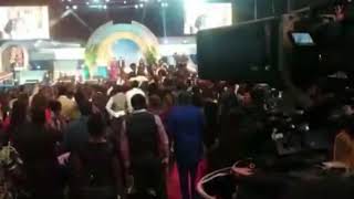 Pastor Chris asks Moses Bliss to sing his song that won SONG OF THE YEAR at the LIMA2020 [upl. by Yonatan]