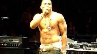 Nelly Just A Dream LIVE shirtless at B96 Jingle Bash [upl. by Nnaid]