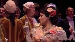 La Traviata GVerdi quotBrindisiquot CORO quotPREMIER ENSEMBLEquot de AGAO [upl. by Nevur]