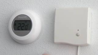 Communicatie Round Wireless en OpenTherm module  Honeywell Home [upl. by Lebaron]