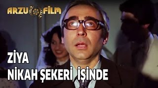 Neşeli Günler  Ziya Nikah Şekeri İşinde [upl. by Ten480]