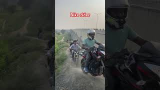 Bike rider 🫳🏻🫂viralvideo automobile yamahamt15lovers shorts viralshort short mt15 [upl. by Peti]