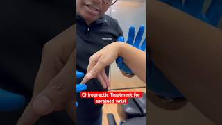 Chiropractic Treatment for sprained wrist drrajneeshkant worldfamouschiropractor [upl. by Linnie755]