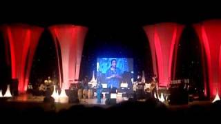 Asha Bhonsle doing mimicry of various singers  Asha Bhonsle Live in Delhi [upl. by Nnairek422]