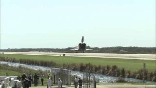 STS133 Landing [upl. by Ayikahs121]