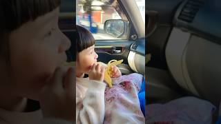 AYESHA SUKA BANGET PISANG BANANA CHA CHA  viralvideo fyp shorts shortsvideo [upl. by Maggi546]