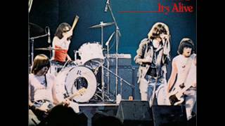 The Ramones  It´s Alive Full Album [upl. by Boniface]