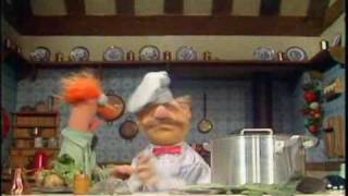 The Muppet Show Swedish Chef tries to make soup ep514 [upl. by Keldon640]