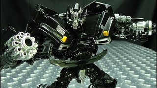 Studio Series Voyager IRONHIDE EmGos Transformers Reviews N Stuff [upl. by Rehtnug288]