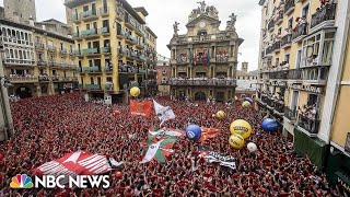 Bullrunning San Fermin festival gets underway in Pamplona [upl. by Carberry982]