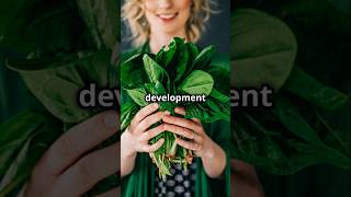 THE EFFECTS OF EATING SPINICH EVERYDAY health superfoods healthbenefits [upl. by Thalassa]