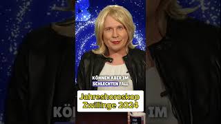 Gernot Haas als StarAstrologin Gerda Rogers  Jahreshoroskop 2024  Zwillinge [upl. by Nudnarb]