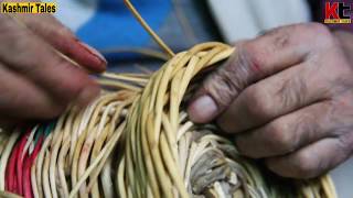 KASHMIRI KANGRI  TRADITIONAL FIRE POT OF KASHMIR  MAKING OF KANGRI [upl. by Kcirdneh]