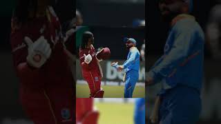 जब chris Gayle ने Virat Kohli से मिलने dressing room shortsfeed viratkohli chrisgayle cricket [upl. by Bandur58]