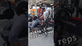 Bench press strength workout 1424kg3132lbs × 5 reps powerlifting قوةبدنية كمالالأجسام [upl. by Oicnaneb]