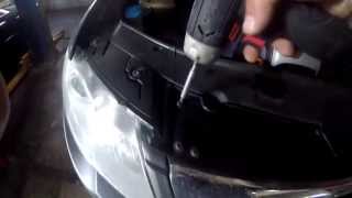 how to remove and to fix the Front grille on VOLKSWAGEN PASSAT B6 [upl. by Gavan]