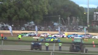 production sedans Aus title heat 35 part 1 Kingaroy speedway 17042022 [upl. by Helman]