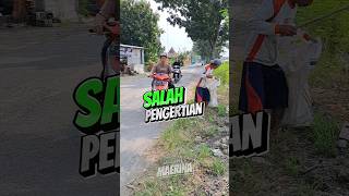 Salah pengertian komedi [upl. by Sillsby]