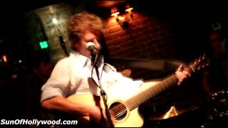 Owen Campbell Performs quotWrecking Ballquot Live At The Piano Bar in Hollywood [upl. by Lama]