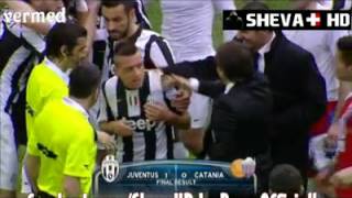 Antonio Conte Slap Emanuele Giaccherini‏  Juventus vs Catania 10 1032013 [upl. by Ehudd]