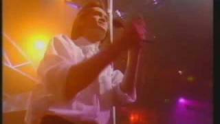 Feargal Sharkey  A Good Heart Live TOTP [upl. by Naamann]