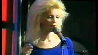 Patty Pravo PENSIERO STUPENDO Jeans 1987 [upl. by Sybley]