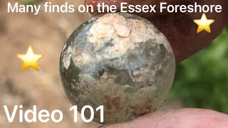 Mudlarking with the Kentish Mudlarks 101–Essex Foreshore 852022 [upl. by Reiter]