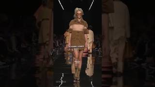 Kendall Jenner runway walk💅🥂🔥runwaykendalljenner fashionmodel [upl. by Emmye]