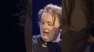 Lewis Capaldi delivers an emotional and touching performance shorts lewiscapaldi someoneyouloved [upl. by Boffa]