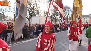 Ivrea penultima domenica di Carnevale  le alzate degli Abbà [upl. by Alekin967]