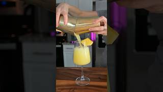 Pina ColadaРецепт коктейля Пина Колада рецепты pinacolada piñacolada рецепт recipe коктейли [upl. by Vic936]