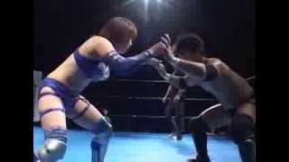 Kana VS Munenori Sawa mixed gender prowrestling match in Japan 華名vs澤宗紀 [upl. by Hallimaj]