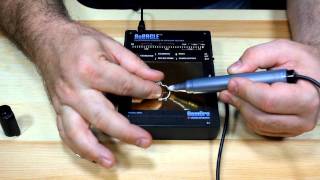 How to use the AuRACLE Electronic Gold Tester [upl. by Morvin175]