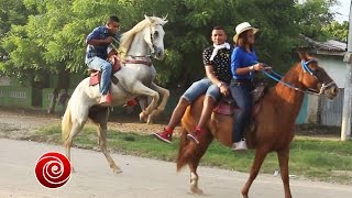 GRAN CABALGATA en Villa Rosa 2016 🐎🐴 [upl. by Ayanaj]