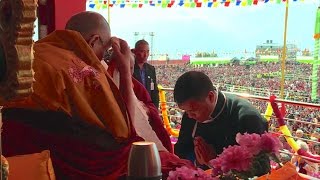 སྤྱི་ནོར་༧གོང་ས་༧སྐྱབས་མགོན་ཆེན་པོ་མཆོག་གིས་མོན་རྟ་དབང་ཁུལ་དུ་ཆོས་འབྲེལ་དབུ་འཛུགས་མཛད། [upl. by Ibmat]