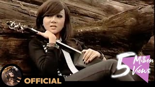 ဝိုင်းစုခိုင်သိန်း  လမ်းမကြီးရဲ့ဘေး Official MV [upl. by Pinebrook57]