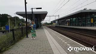 Treinen op station Tilburg Reeshof 25 juni 2021 Battle video camera vs telefoon Dutch trains [upl. by Ennaitsirk]