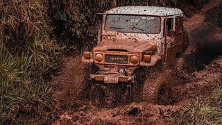 TOYOTA LANDCRUISER BJ40 amp FJ40 HARDTOP OFFROAD [upl. by Maharva]